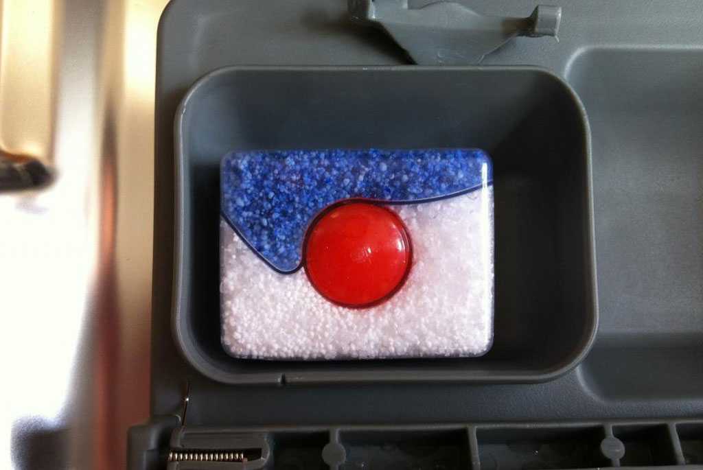 Не растворяется таблетка в посудомоечной машине  Polar